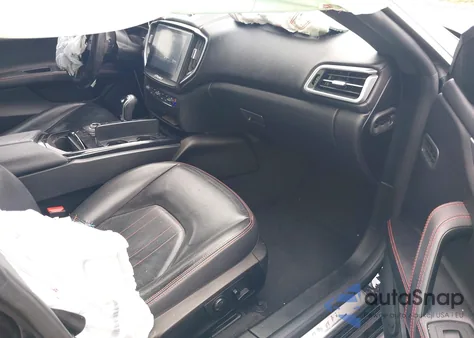 2017 Maserati Ghibli z USA, uszkodzony, nr VIN ZAM57XSA8H1216213